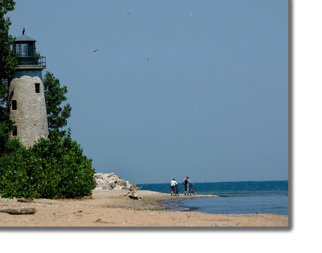 CANVAS PRINTS - PELEE ISLAND LIGHTHOUSE CANADA