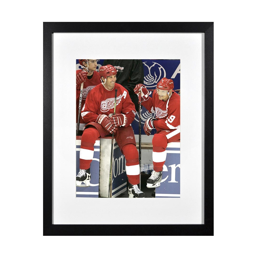 Framed Print Photos - BRENDAN SHANAHAN AND STEVE YZERMAN