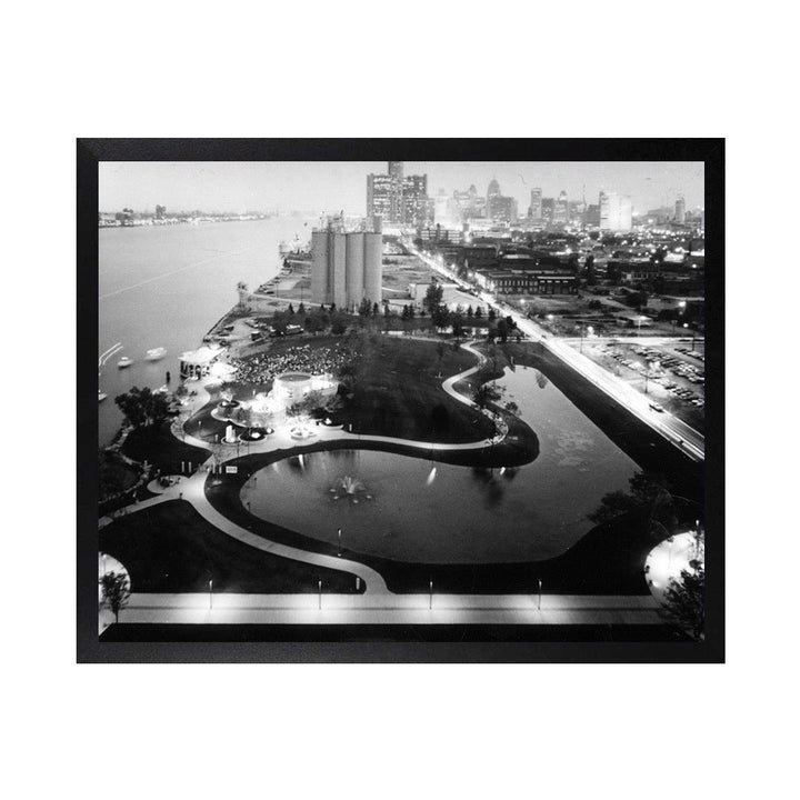Framed Canvas Photos - CHENE PARK ALONG THE DETROIT RIVER